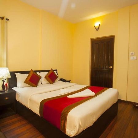 Hotel Aerotech Near Igi Airport New Delhi Exteriör bild