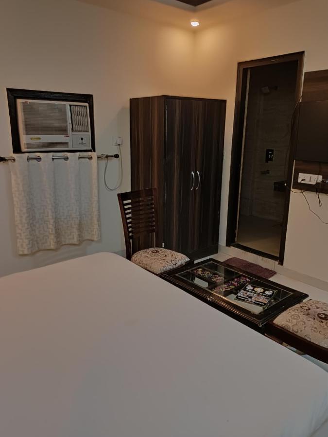 Hotel Aerotech Near Igi Airport New Delhi Exteriör bild