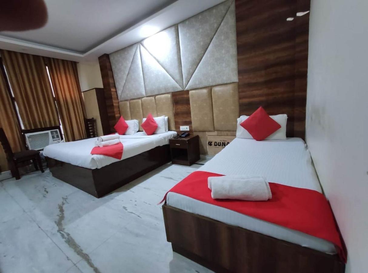 Hotel Aerotech Near Igi Airport New Delhi Exteriör bild