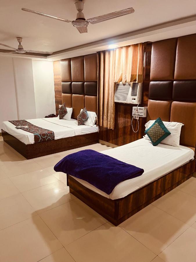 Hotel Aerotech Near Igi Airport New Delhi Exteriör bild