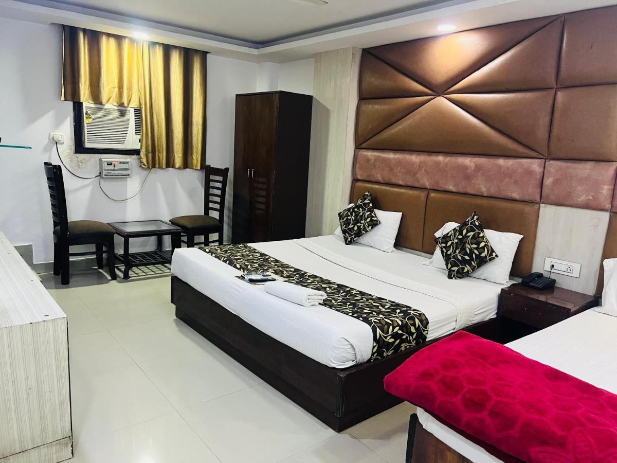 Hotel Aerotech Near Igi Airport New Delhi Exteriör bild